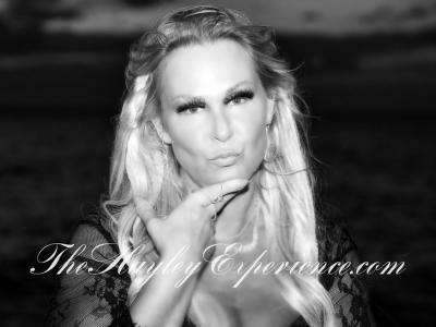 Hayley Addison Naples Escort